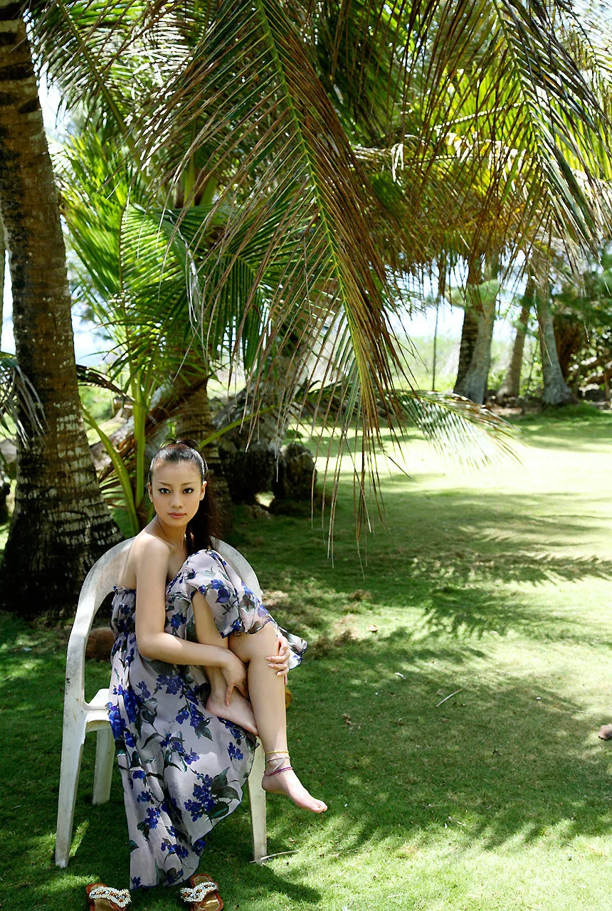 [Image.tv] Sách ảnh "Love Poison" của Yu Abiru - 11