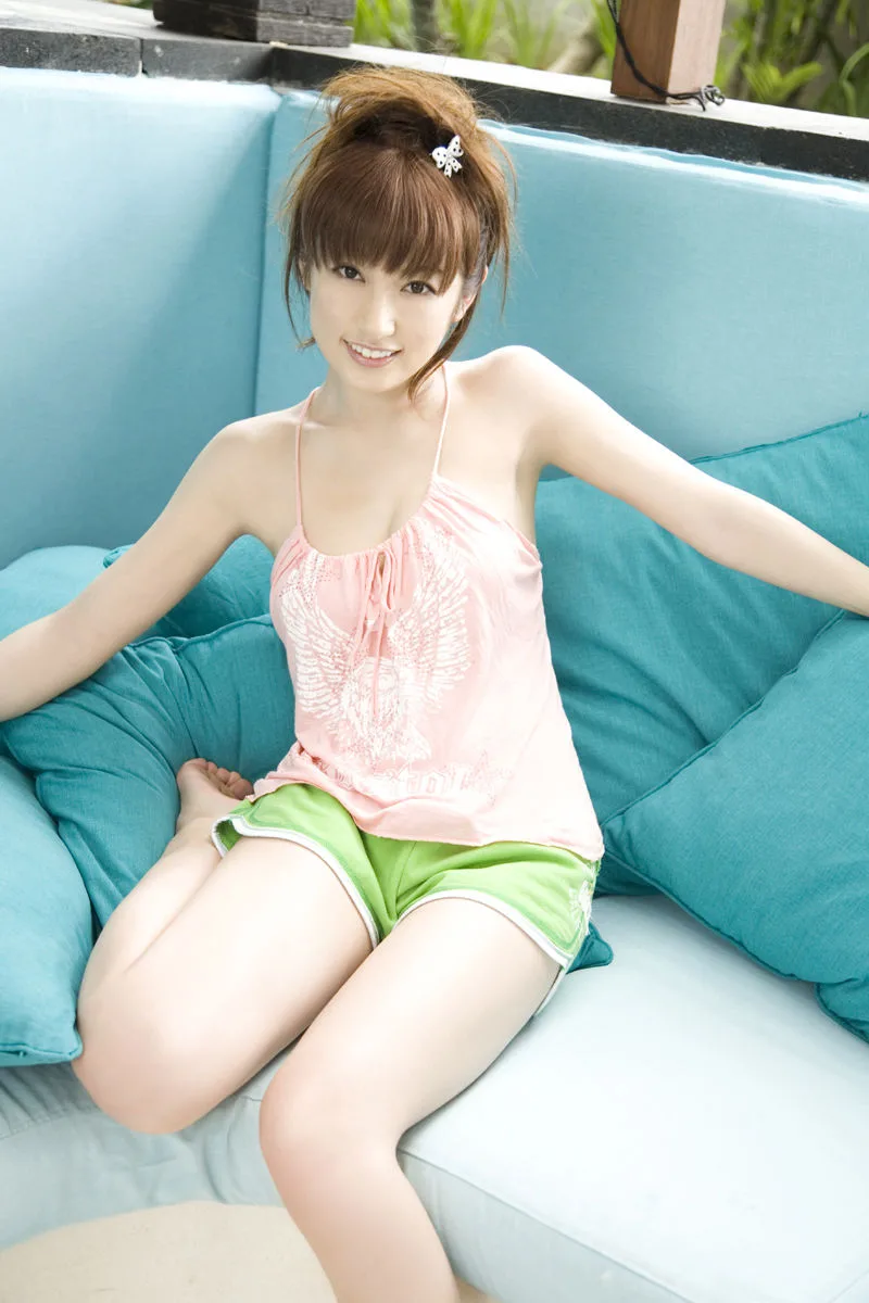 [Dành cho bên] Album ảnh "Tropical Blossom" của Kumada Yoko - 14